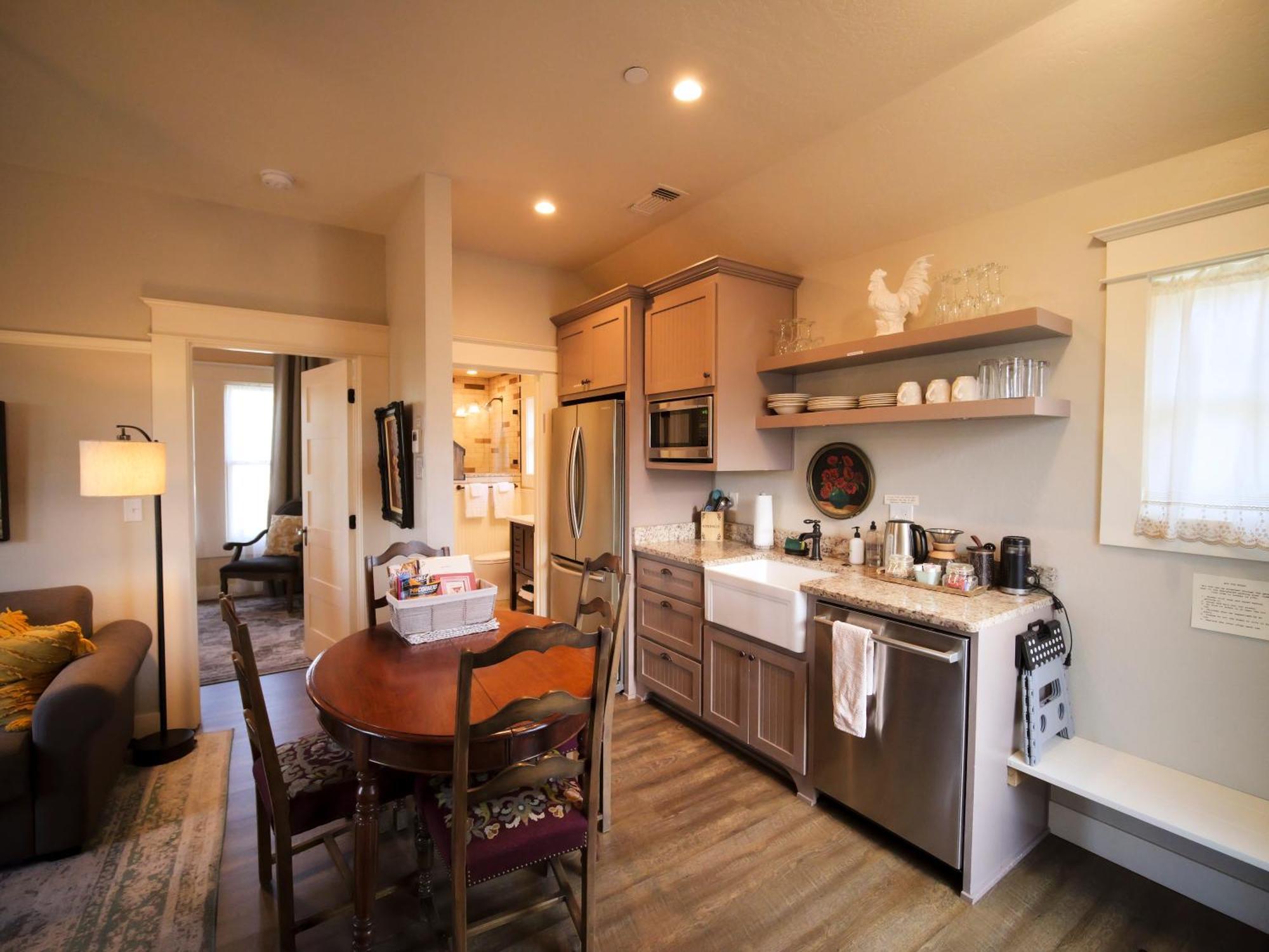 Redtail - 3 Sleeps Up To 12 Holiday home