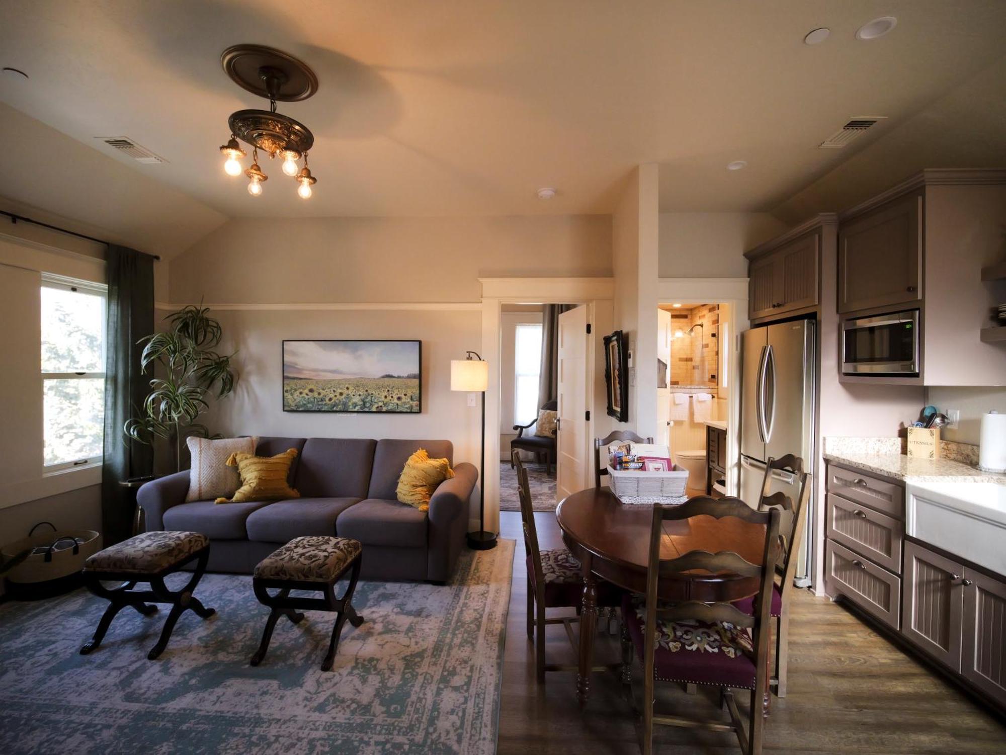 Redtail - 3 Sleeps Up To 12 Ashland