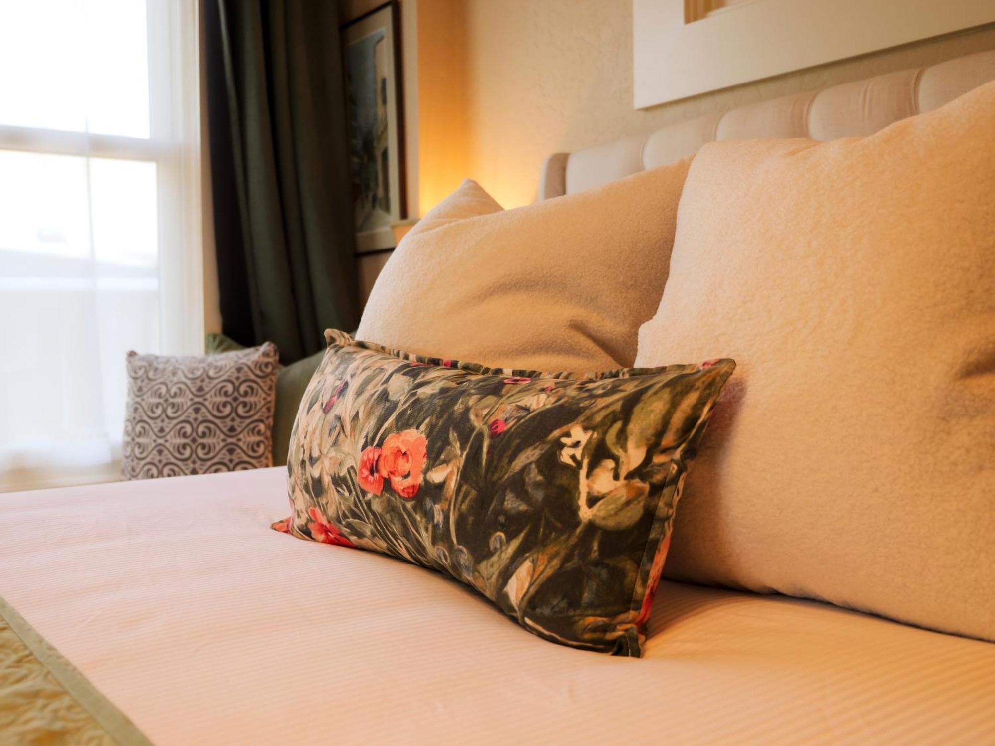 Holiday home Redtail - 3 Sleeps Up To 12 *